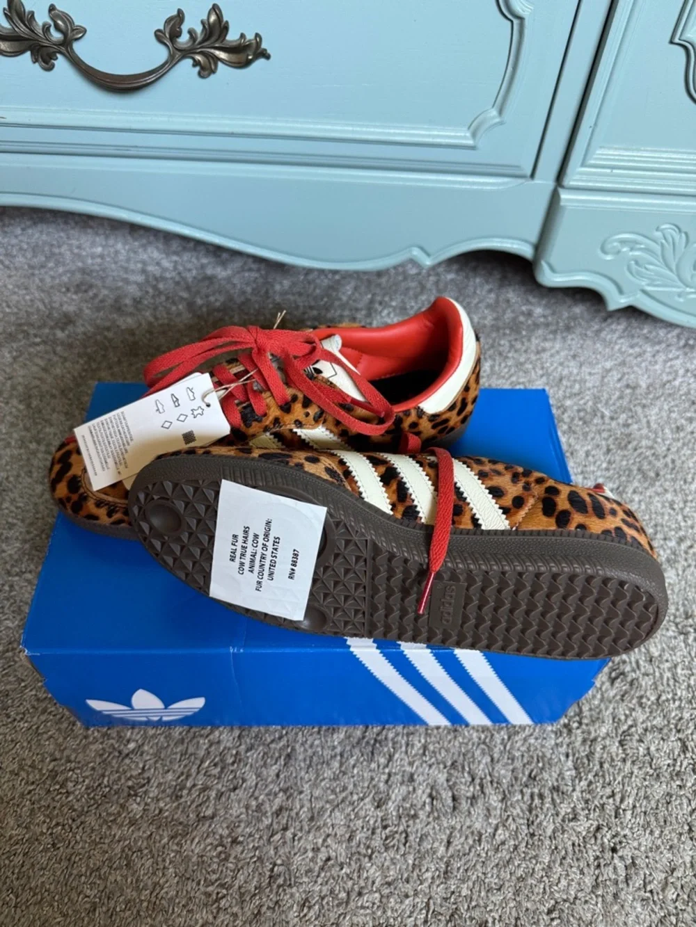 NWT adidas Kids Leopard Print Samba Sneakers with White Stripes and Red Laces - Picture 3 of 3